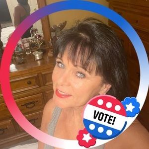 Meet your Posher, Michele